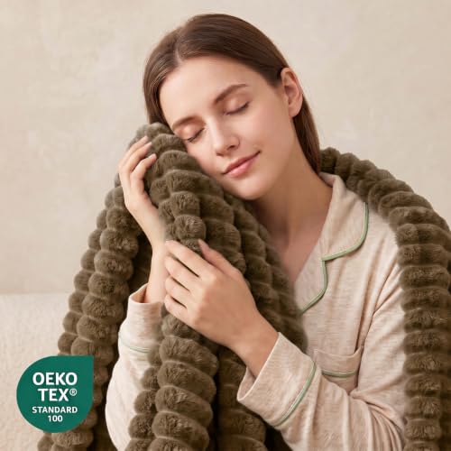 WAVVE Kuscheldecke Flauschig Decke Klein Braun 130x150cm - weiche Flanell Fleecedecke, Sofadecke & Couchdecke… – Ansicht 2