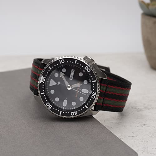 Benchmark Basics Black/Red/Green Striped 20Mm Quick Release Watch Band - Premium Waterproof Seatbelt Nylon Watch Straps For Men And Women - Compatible With Regular & Smart Watches #TOP2