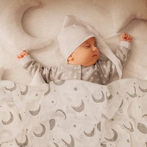 Image of GLLQUEN BABY Muslin Swaddle Blankets 4-Pack Breathable Receiving Blankets (35 inch x 40 inch) Soft Baby Blankets for Girls and Boys Newborn Essentials Muslin Burp Cloths Swaddle Wrap Baby Gift (Star)