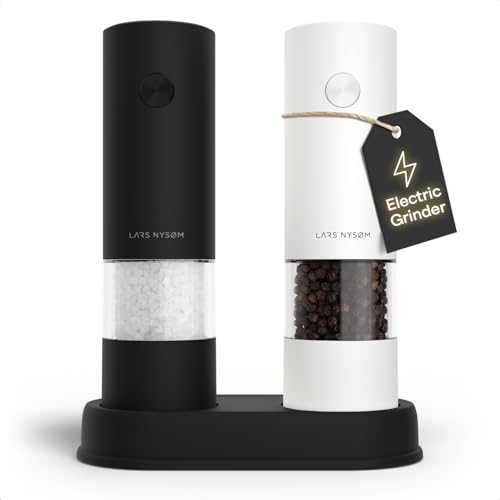 LARS NYSØM Set Macina Sale e Pepe Elettrico | Macinapepe e Macinasale Automatici con Macina in Ceramica Regolabile | Macina Spezie a Batteria (Black/White)