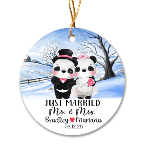 Ornamento natalizio personalizzato Just Married 2025 - Panda Mr & Mrs Keepsake, regalo personalizzato per sposi