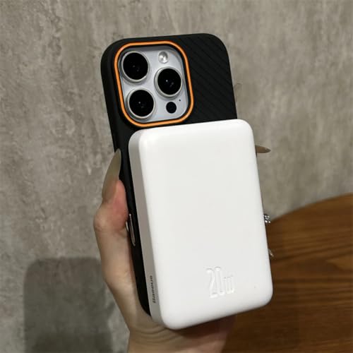Coque iPhone 14 Plus violette mate et magnétique pour charge sans fil