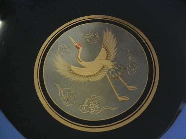 老舗漆器店象彦の黒鶴金蒔絵 菊形菓子鉢（幅19．