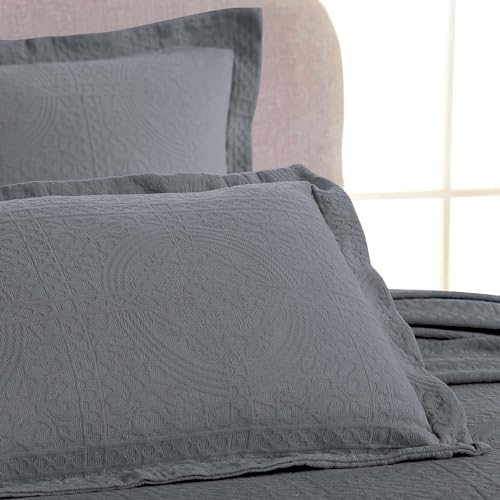 Superior Cotton Fleur De Lis Bedspread Set, Warm Blankets, All-Season Bedding, Bedroom Decor, Decorative Boho Medallion Coverlet, Includes 1 Bedspread, 2 Pillow Shams, Queen, Grey