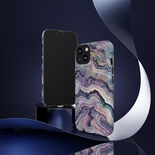 Coque iPhone 13 motif géode violet et bleu avec finition rigide brillante chic