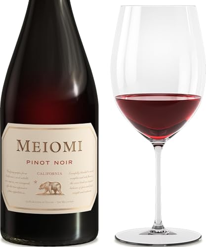 Meiomi Pinot Noir wine bottle