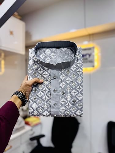 Image of Men's Silk Blend Solid Straight Kurta