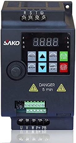 Фронт view of SAKO SKI780 VFD with display and control buttons