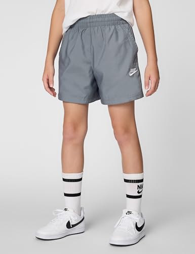 Nike Kids' Sportswear Club 4.5" Woven Shorts4