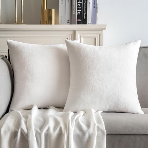 MIULEE - Juego de 2 fundas de almohada decorativas de color blanco puro de 18 x 18 pulgadas, fundas de cojín de chenilla suave para sofá de Navidad,...