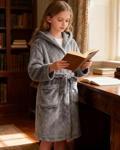 Image of Girls Fleece Hooded Robes, Warm Printed Bath Robe for Kids Soft Fuzzy Bathrobe for Gifts