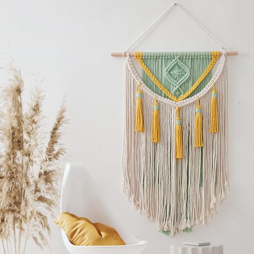 Tenture murale macramé artisanat d'art avec pompons élégants