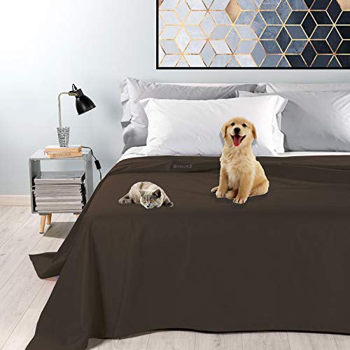 Byour3 - Colcha Impermeable De Algodón Mixto para Cama De Matrimonio Tela Decorativa Antimanchas Lavable Resistente Manta Antipelo Animales Gatos Perros Arañazos (Café, 260 x 300 - Cama 180) Cover