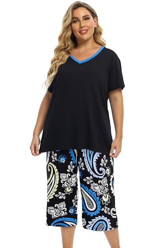 Image of Vozanet Women's Pajamas Set Soft V Neck Sleepwear Top and Capri Pj Lounge Sets Cartoon Heart Shape Cat Nighty Plus Size