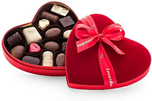 Chocolates belgas de lujo, caja de regalo de corazón de terciopelo, 16 pralines Leonidas surtidos, cremas, trufas