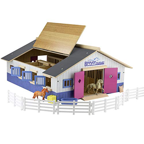 Breyer Spring Creek Stable Horse Playset
