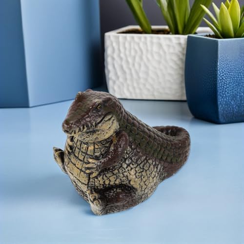 Ocultar llaves jardín es fácil con este caimán decorativo de resina para suelo y macetas 7