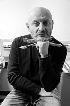 Hardcover Eisbjörn: Das unglaubliche Abenteuer eines tapferen Mäuserichs Book