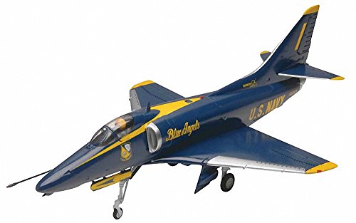 Revell 1:48 A-4 Skyhawk Blue Angels Model Kit