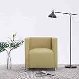 Pieds chromés qui offrent une stabilité supplémentaire et une finition moderne au meuble.