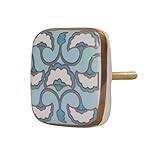 Mit einfachen Handgriffen zum angesagten Shabby-Chic-Stil für ihre alten und neuen Möbel.
