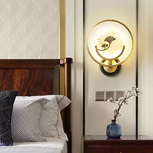 Iluminación de pared dormitorio y pasillo con aplique LED de latón 2