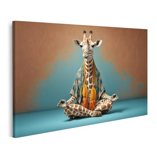 islandburner Bild auf Leinwand Giraffe Meditiert In Bunter Kleidung Auf Blauer Und Brauner Kulisse Bilder Wandbilder Poster