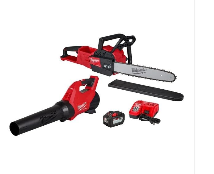 Milwaukee M18 FUEL Chainsaw Kit with Free Blower