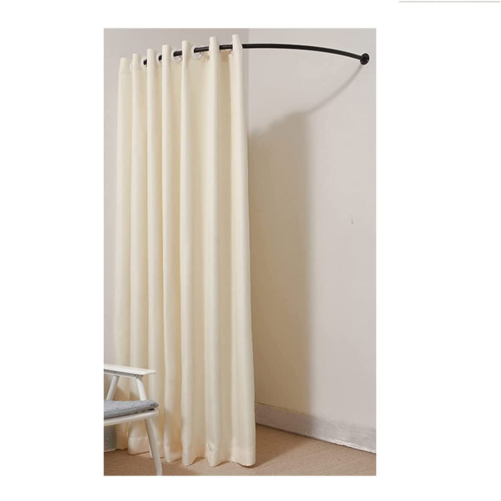 Cabine d'essayage pour magasin de vêtements résolvant le manque d'espace intérieur