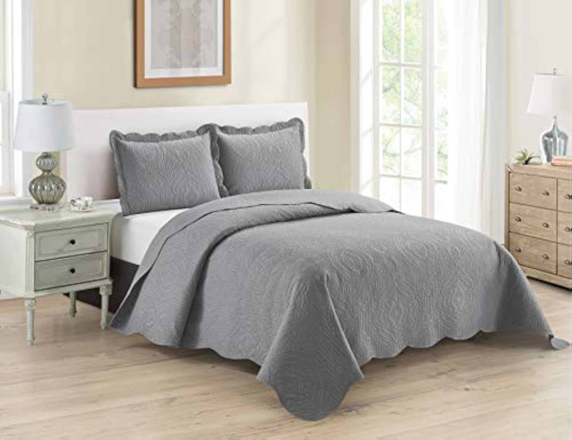 3pc King/Cal King Luxury Embossed Bedspread Set in Light Grey