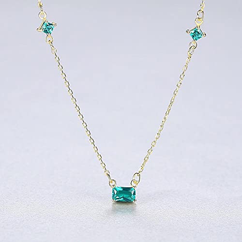 Collier topaze verte et chaîne argent pour vos tenues d'été