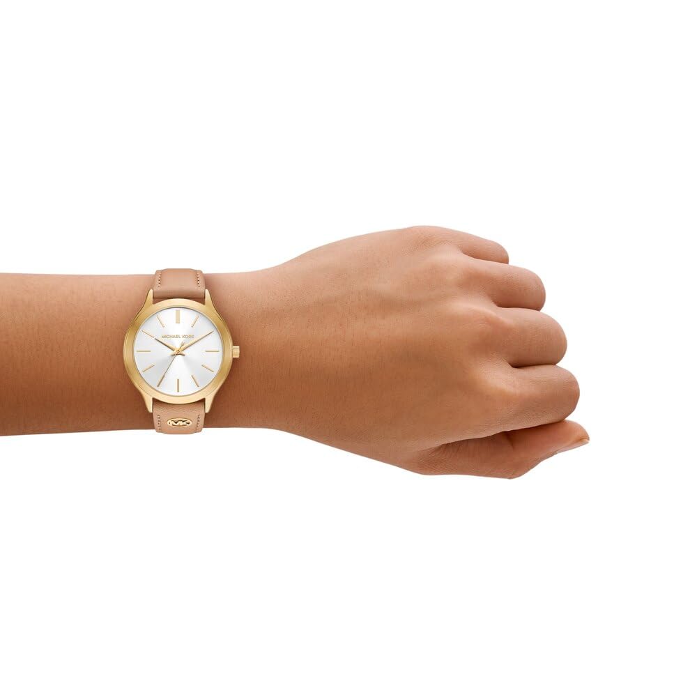 Michael Kors Orologio Slim Runway da donna, movimento al quarzo a tre lancette da 38 mm con cinturino in pelle