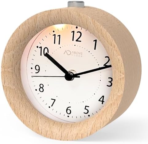 aboveClock Wecker Analog Ohne Ticken, Wecker Holz mit Snooze, Nachttisch Tischuhr mit Nachtlicht, reisewecker mit Batteriebetriebe (1*AA-Batterie benötig) - Naturholz in Hellbraun