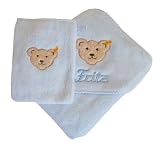 Set aus Kapuzentuch mit Ihrem Wunsch-Namen in der abgebildeten Stickschrift bestickt und Waschhandschuh, Steiff Collection, hellblau