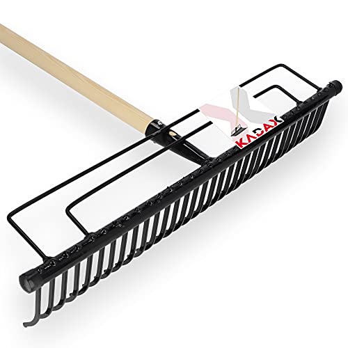 KADAX Harke aus Metall, Langspanharke, breiter Rechen mit verstärktem Kopf, Gartenrechen mit langem Stiel aus Holz, Robustes Gartengerät, Rasenrechen (32 Zinken, Schwarz)