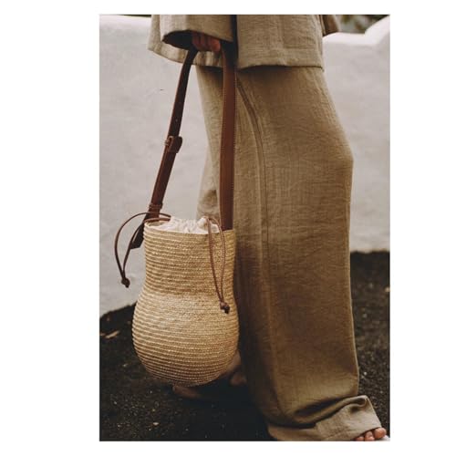 Gourd Shoulder Grass Woven Bag, Fashionable Portable Straw Handmade Vacation Style Beach Versatile Women's Bag2