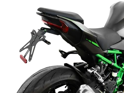 Prodotto realizzato in Italia SEPTAR  PORTATARGA SPORTIVO REGOLABILE per KAWASAKI Z900 2025-2026 per frecce originali