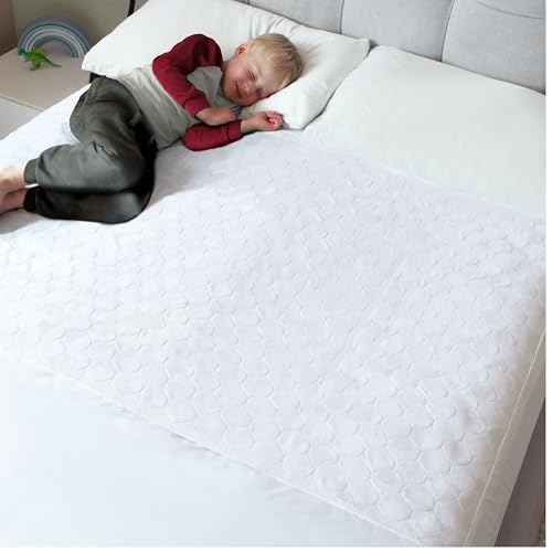 Image of Hygge Sheets Potty Training Pee Pads for Kids, Toddlers - 100% Waterproof, Non Slip Bed Wetting Pad for Full Size Beds - Washable, Reusable Mattress & Sheet Protector - White