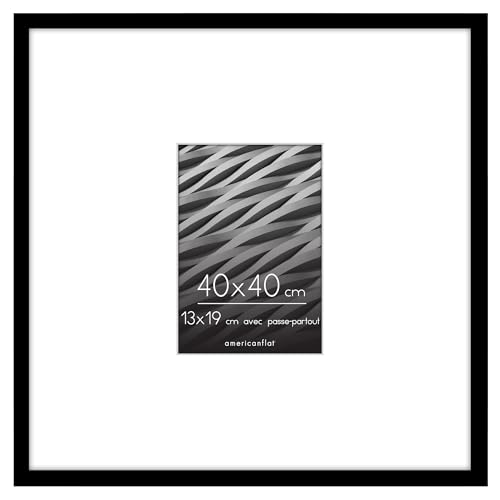 Americanflat Cadre 40x40 cm Noir - Cadre Photo 13x19 cm avec Passe-Partout ou 40x40 cm sans Passe-Partout - Plexi Poli - Suspension Verticale ou Horizontale