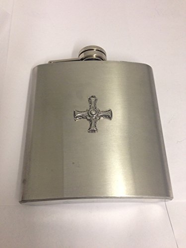 Croix médiévale en étain sur flasque 170g inox, le cadeau vintage idéal