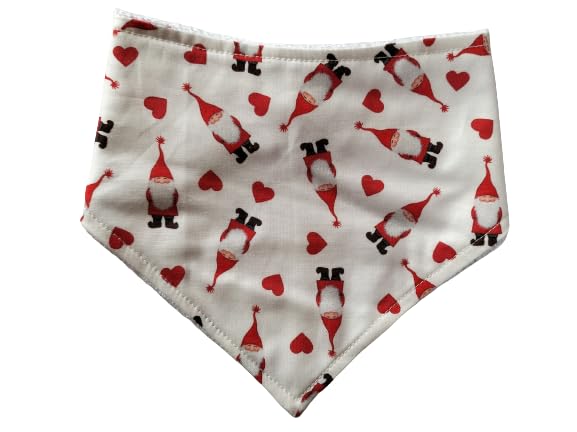 Christmas dribble bib, Christmas baby bib, festive baby gift (Santa and hearts)