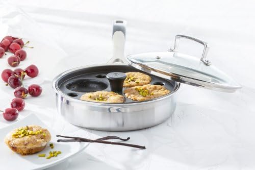 Le Creuset 3-Ply 20cm Egg Poaching Pan with Insert & Glass Lid,Silver