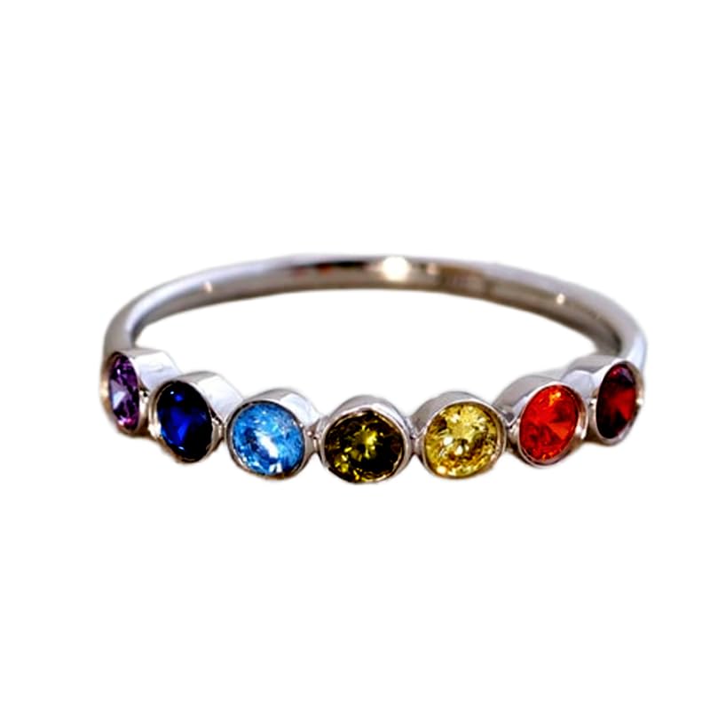 Demi-alliance en argent 925 et diamants colorés pour sublimer vos tenues