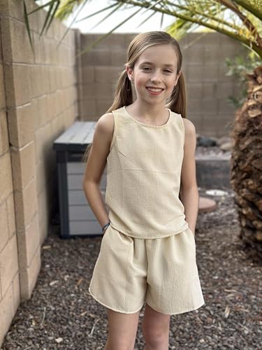 Image of Arshiner Girls Summer 2 Piece Outfit Sleeveless Top and Paperbag Waist Shorts with Pockets Kids Shorts Set Ages 5-13