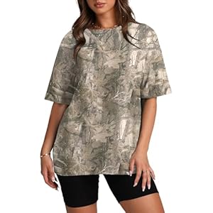 Camo Shirt for Women Mens Maple Leaf Print Camouflage T Shirt Summer Short Sleeve Oversized Camo Tee Shirts Tops