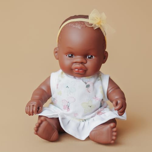 Muñeca bebé Miniland 8.25 pulgadas Afroamericana miniatura 3
