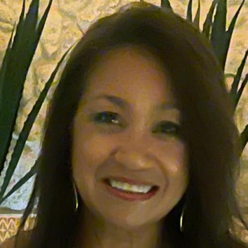 Close Up Radio Spotlights Holistic Health Practitioner Xiomara Hoey Xiomara Empowered Health