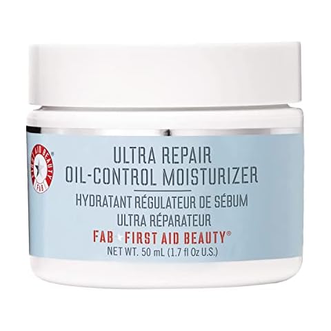 First Aid Beauty Ultra Repair Oil Control Moisturiser Cover