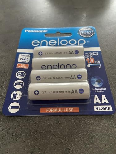 Sanyo Eneloop Mignon 1900 mAh AA NiMH batteries pack of 4