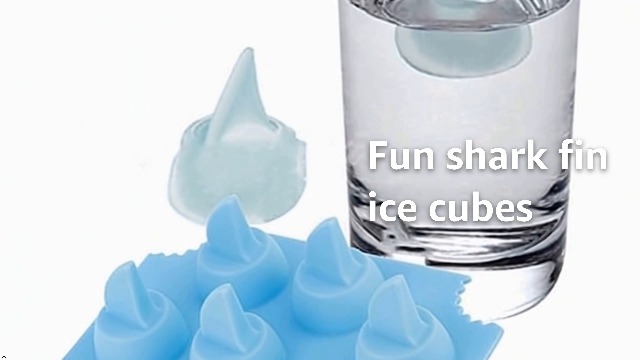 Molde de silicona para hielo con forma de aleta de tiburón miniatura 7